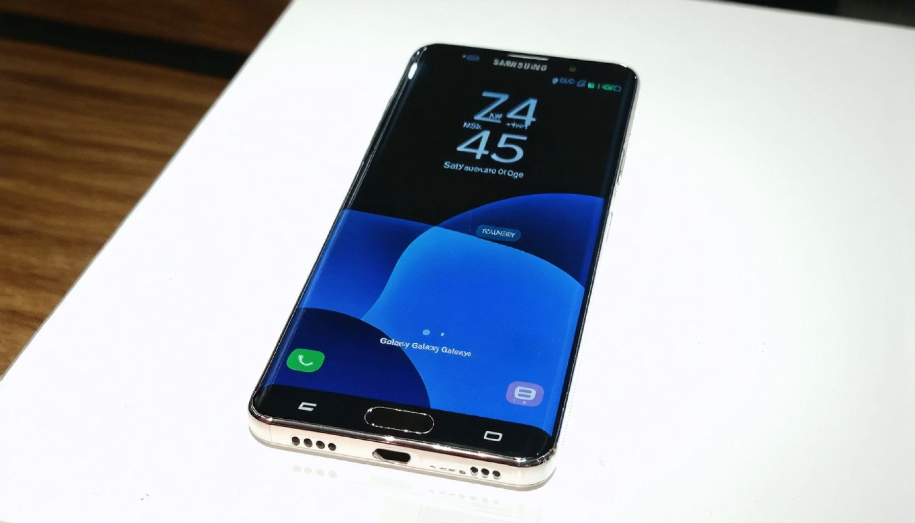 Samsung Galaxy S25 Edge: Elegantný dizajn narušený obmedzeniami batérie? 